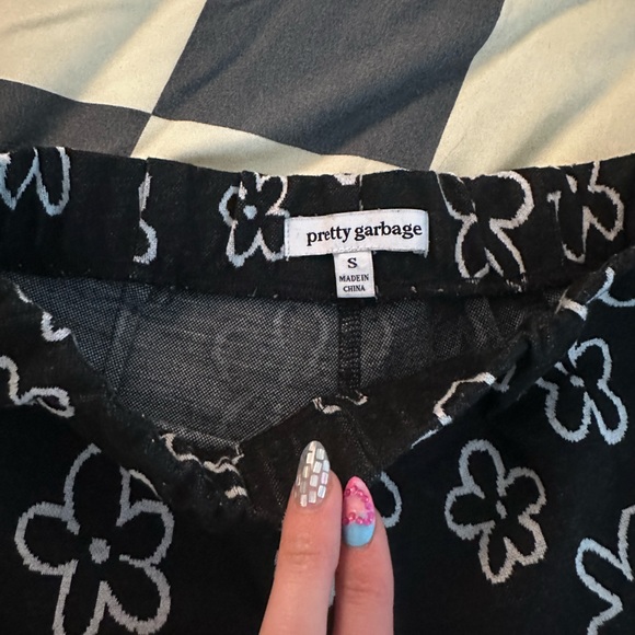 Floral flare fitted pants “Pretty Garbage” - Picture 2 of 2